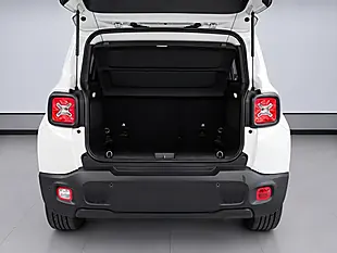 Used 2016 Jeep Renegade Longitude White - Interior and Exterior details 17