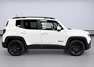 Used 2016 Jeep Renegade Longitude White - Interior and Exterior details 3