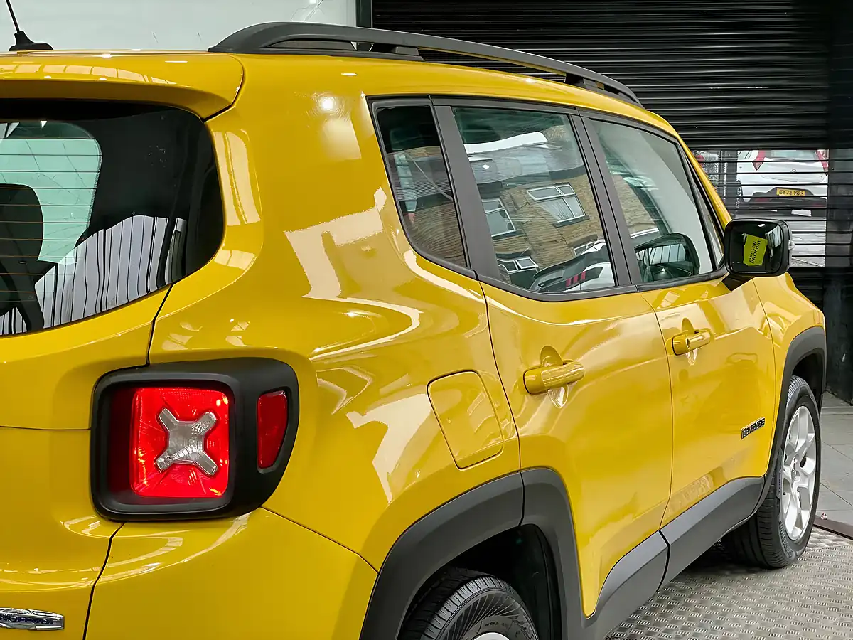 Used 2016 Jeep Renegade Longitude Yellow - Interior and Exterior details 10