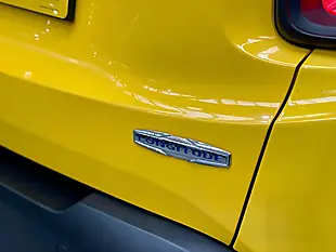 Used 2016 Jeep Renegade Longitude Yellow - Interior and Exterior details 12
