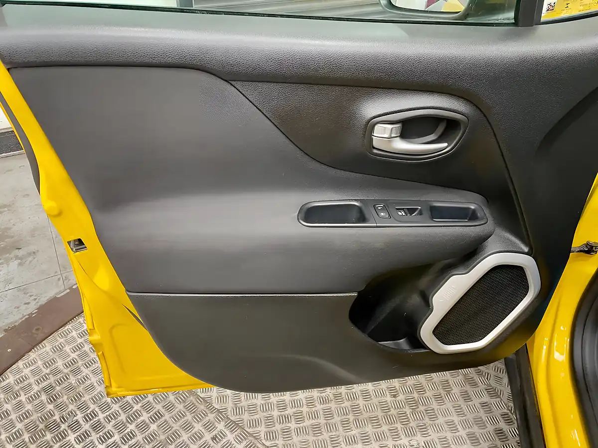 Used 2016 Jeep Renegade Longitude Yellow - Interior and Exterior details 17