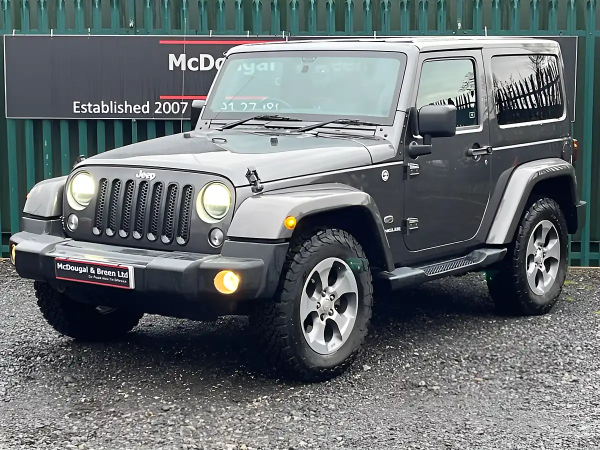 Used 2016 Jeep Wrangler Overland Grey - Front View
