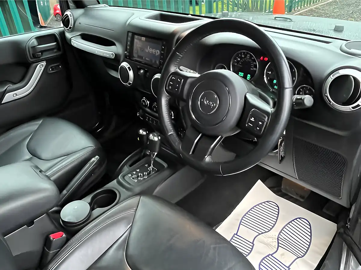 Used 2016 Jeep Wrangler Overland Grey - Interior and Exterior details 13