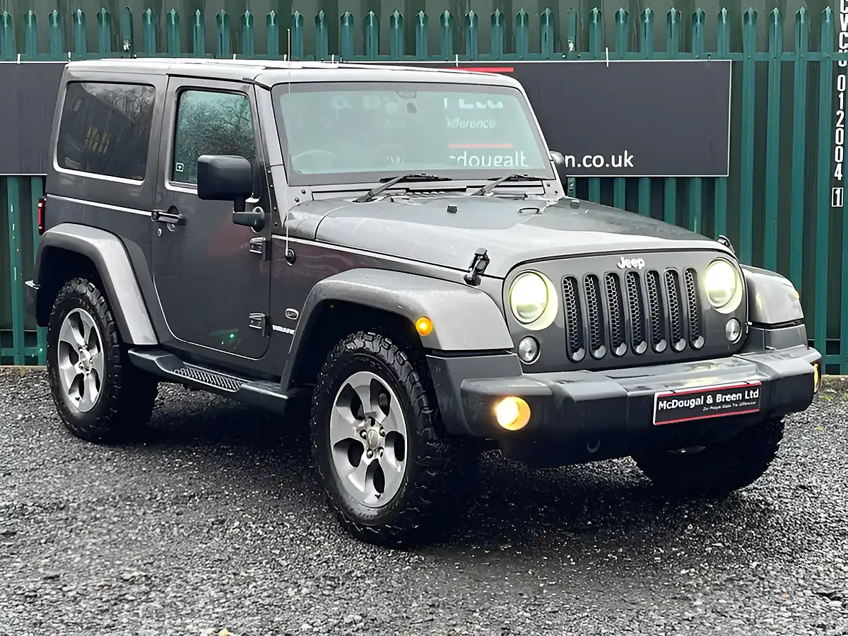 Used 2016 Jeep Wrangler Overland Grey - Interior and Exterior details 4