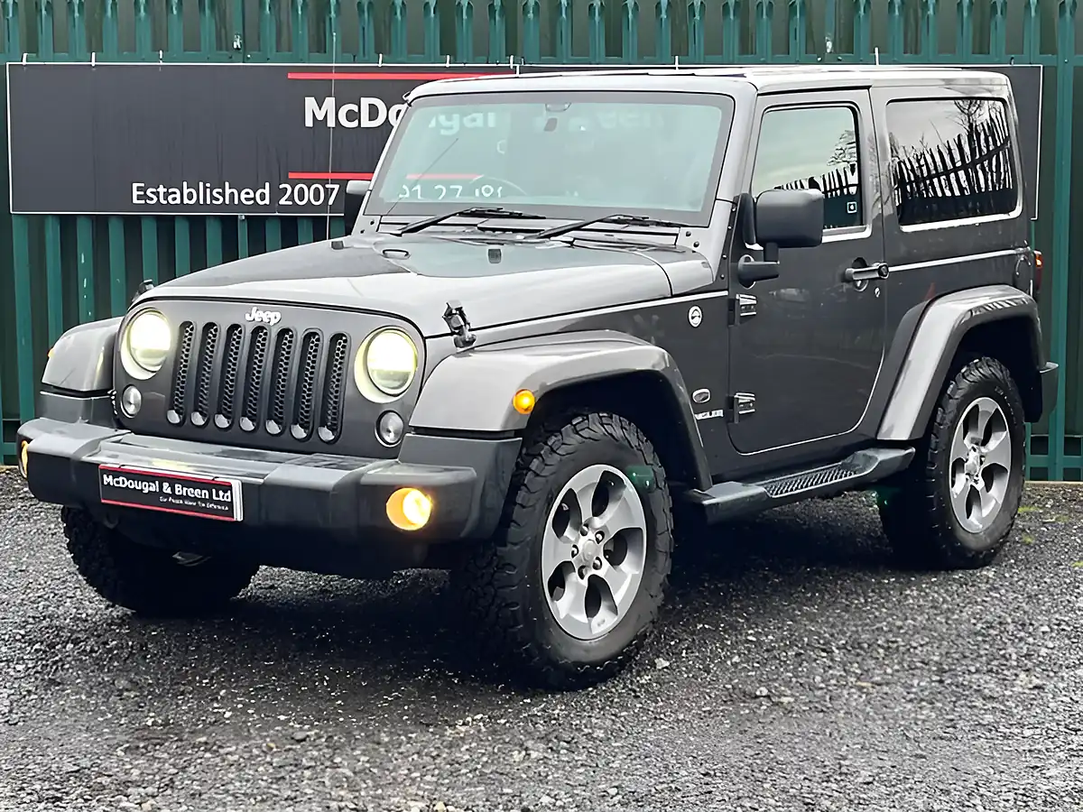Used 2016 Jeep Wrangler Overland Grey - Front View