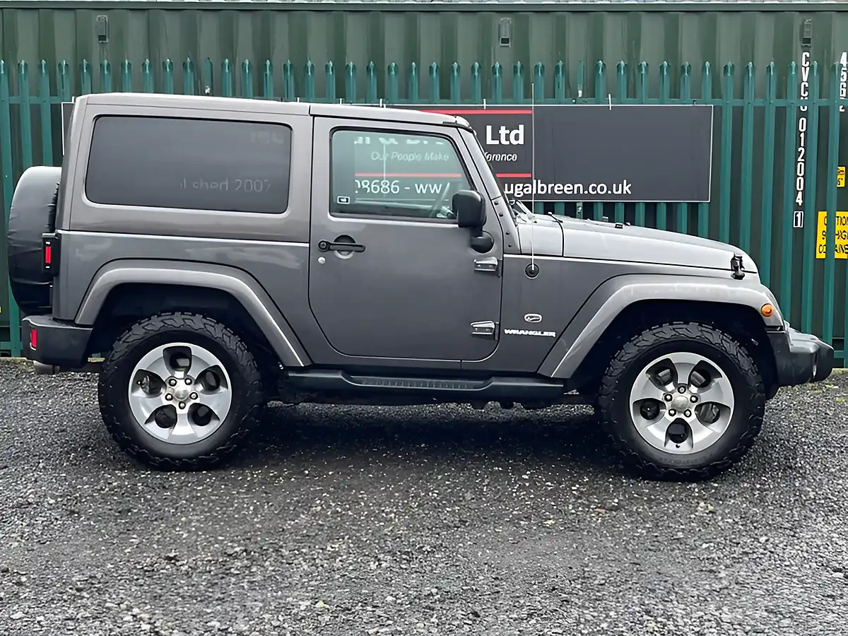 Used 2016 Jeep Wrangler Overland Grey - Interior and Exterior details 3