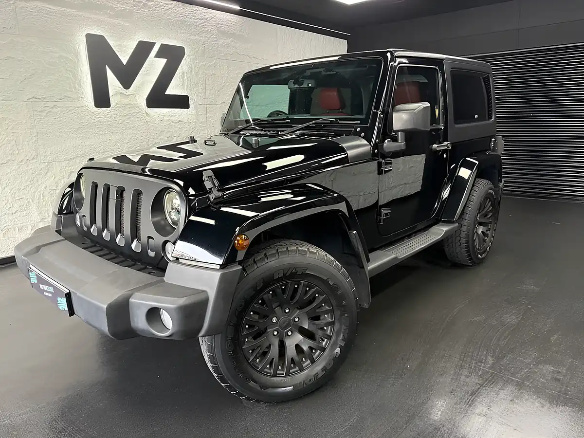 Used 2016 Jeep Wrangler Sahara Black - Front View