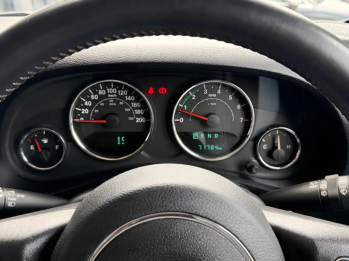 Used 2016 Jeep Wrangler Sport Unlimited Black - Interior and Exterior details 19
