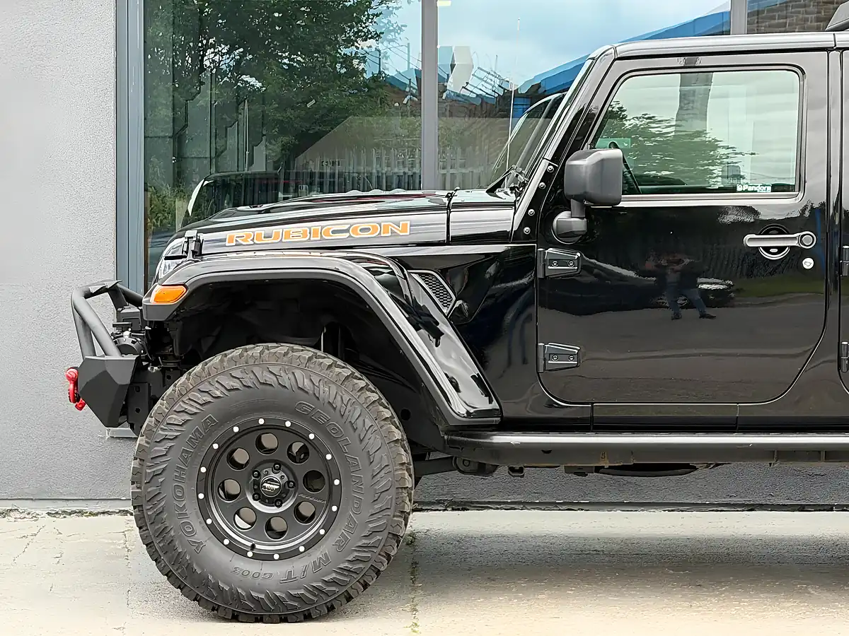 Used 2016 Jeep Wrangler Sport Unlimited Black - Interior and Exterior details 7