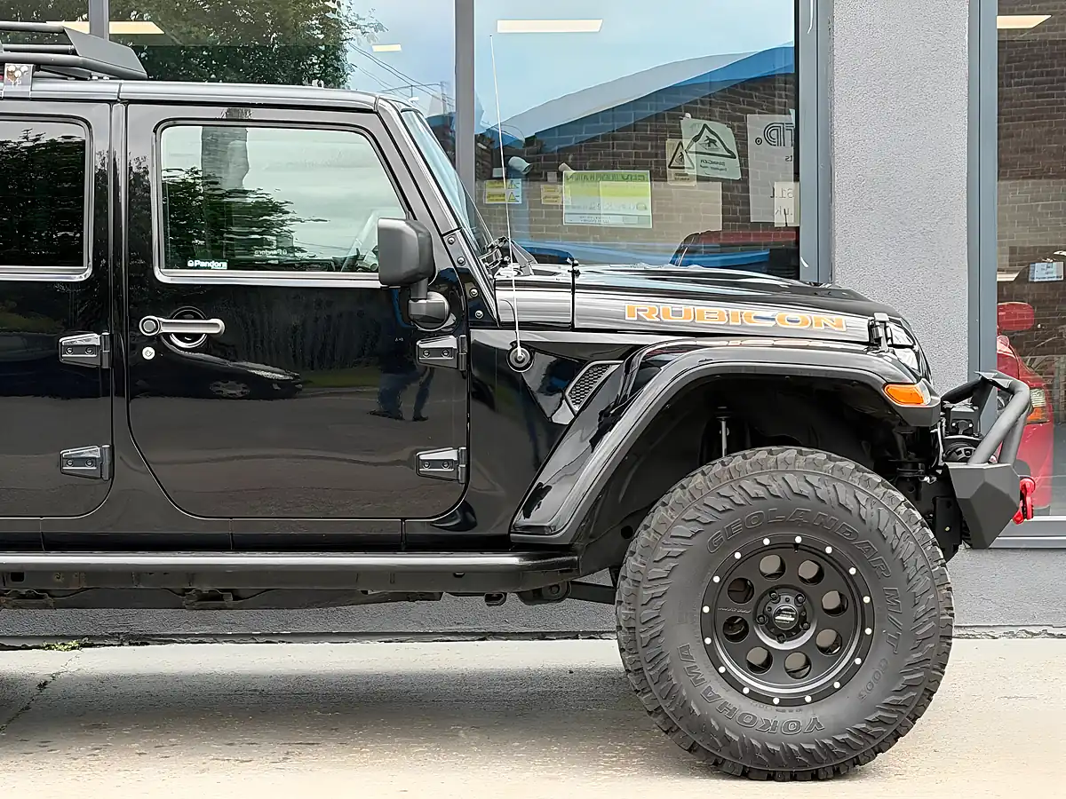 Used 2016 Jeep Wrangler Sport Unlimited Black - Interior and Exterior details 9