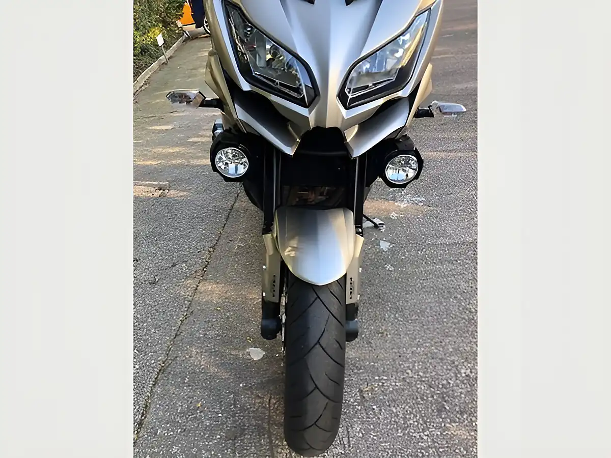 Used 2016 Kawasaki Versys 1000 Grand Tourer Metallic Gold - Interior and Exterior details 3