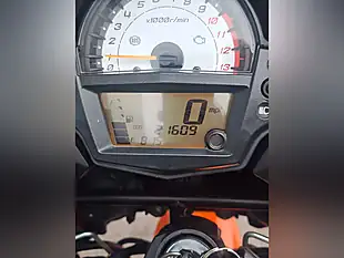 Used 2016 Kawasaki Versys 650 Orange - Interior and Exterior details 11