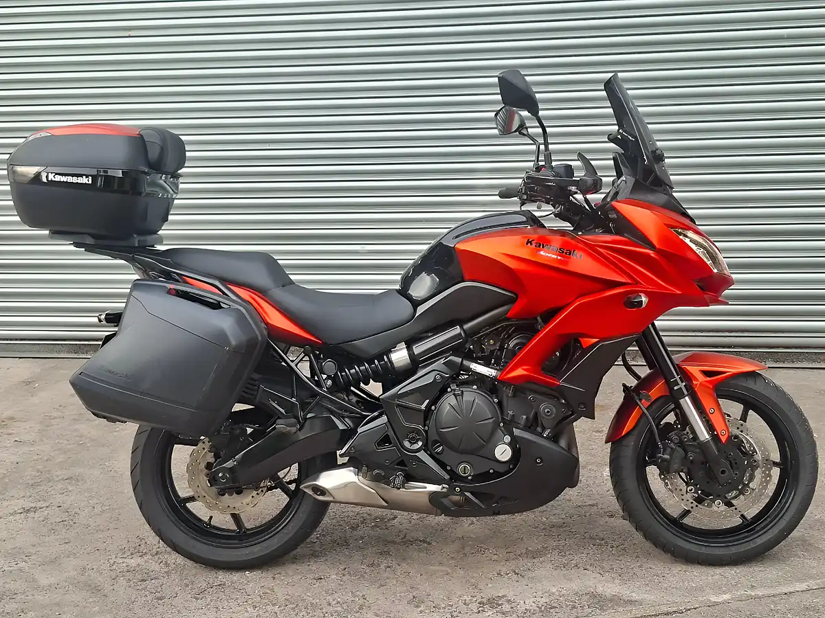 Used 2016 Kawasaki Versys 650 Orange - Interior and Exterior details 9