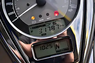 Used 2016 Kawasaki Vulcan 1700 Tourer Silver - Interior and Exterior details 12