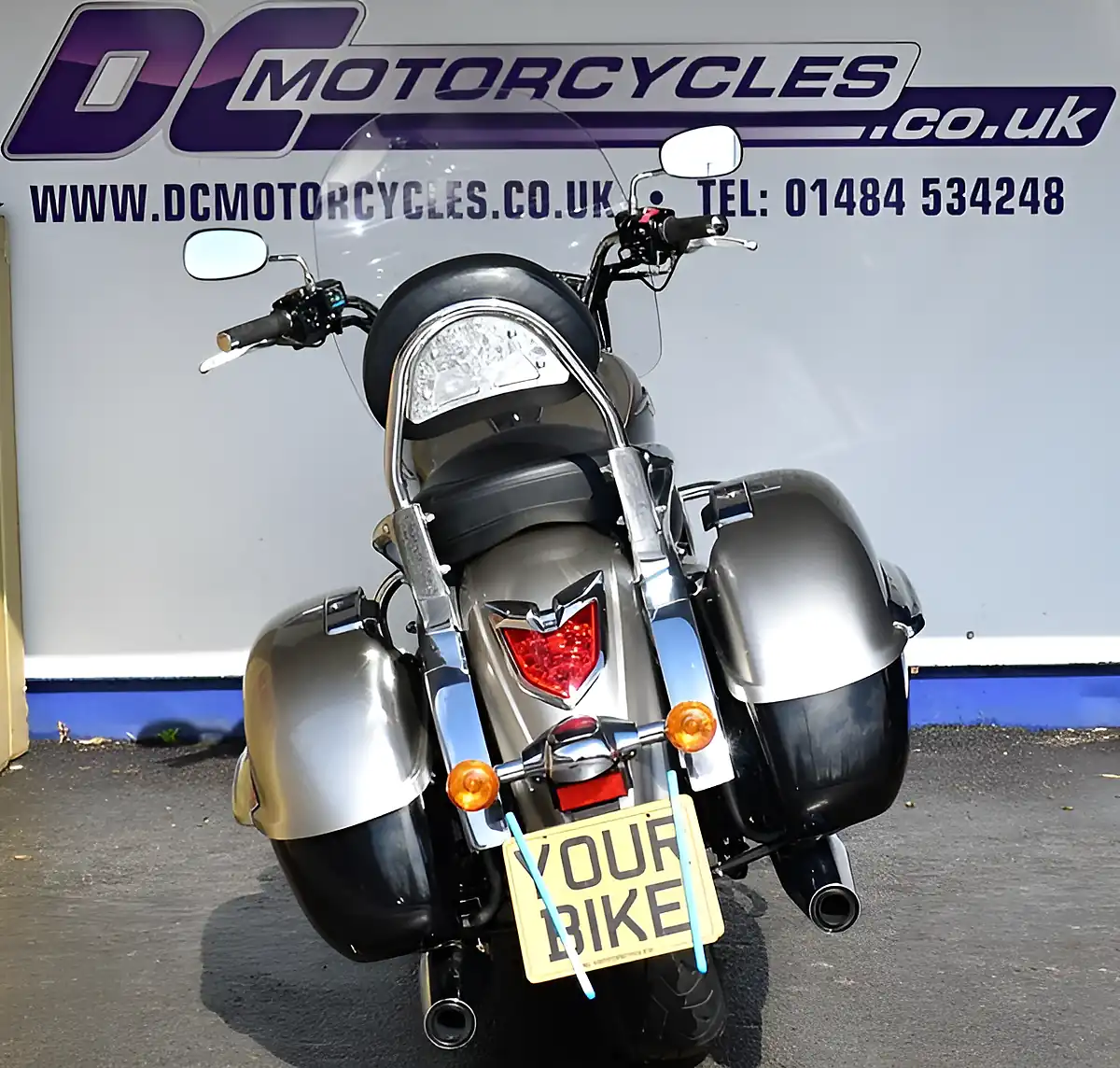 Used 2016 Kawasaki Vulcan 1700 Tourer Silver - Interior and Exterior details 8