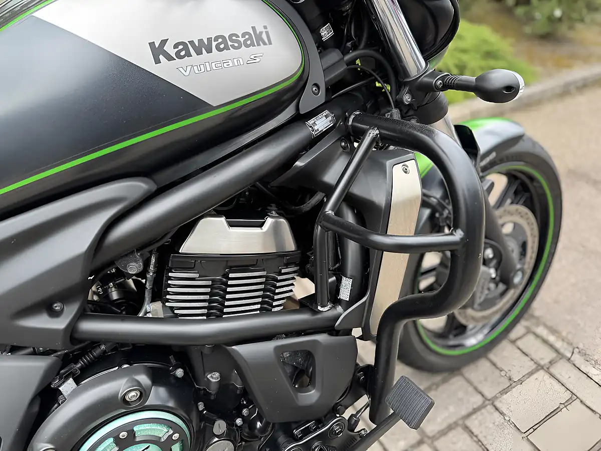 Used 2016 Kawasaki Vulcan S Grey - Interior and Exterior details 11