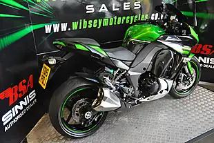 Used 2016 Kawasaki Z1000-SX Full Luggage Green - Interior and Exterior details 15