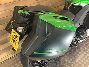 Used 2016 Kawasaki Z1000 Sx Green - Interior and Exterior details 12