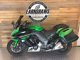 Used 2016 Kawasaki Z1000 Sx Green - Interior and Exterior details 2