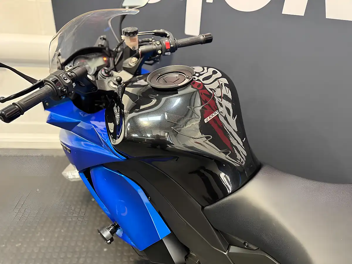 Used 2016 Kawasaki Z1000 Sx - Interior and Exterior details 19