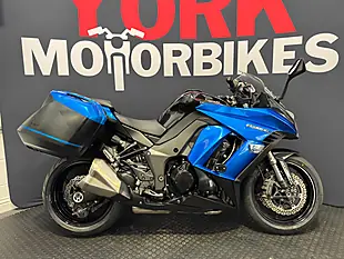 Used 2016 Kawasaki Z1000 Sx - Interior and Exterior details 3