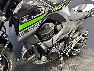 Used 2016 Kawasaki Z800 - Interior and Exterior details 17