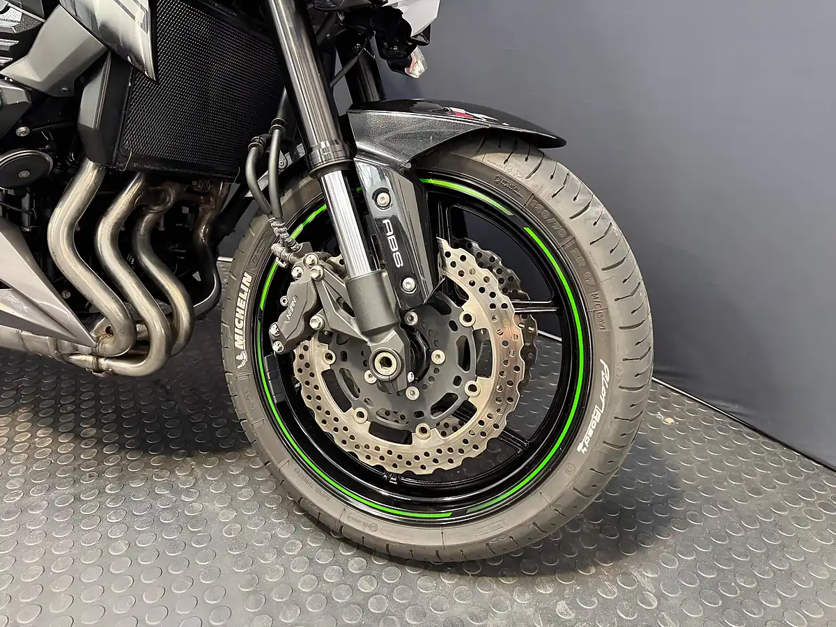 Used 2016 Kawasaki Z800 - Interior and Exterior details 6