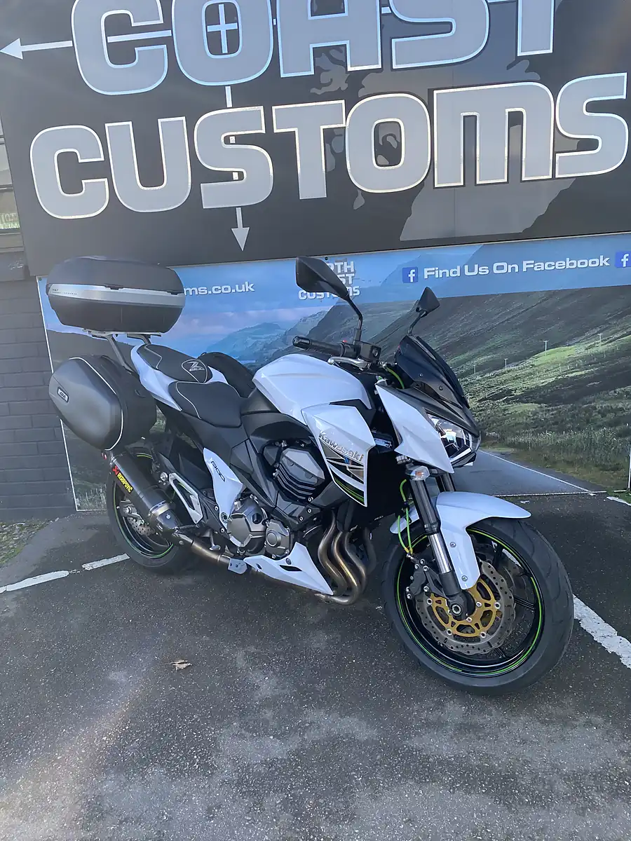 Used 2016 Kawasaki Z800 - Interior and Exterior details 5