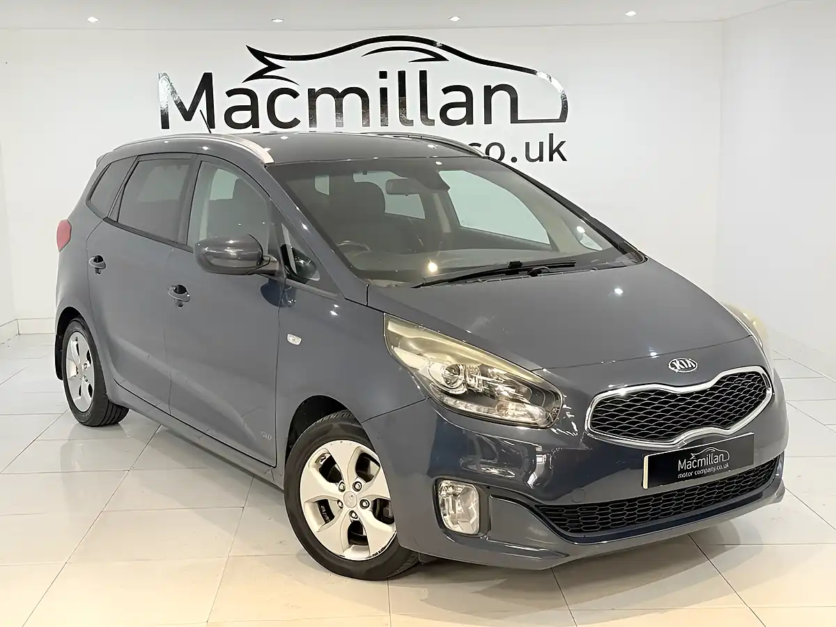 Used 2016 Kia Carens SR7 Blue - Front View