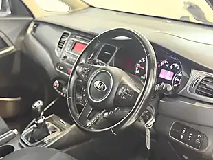 Used 2016 Kia Carens SR7 Blue - Interior and Exterior details 16