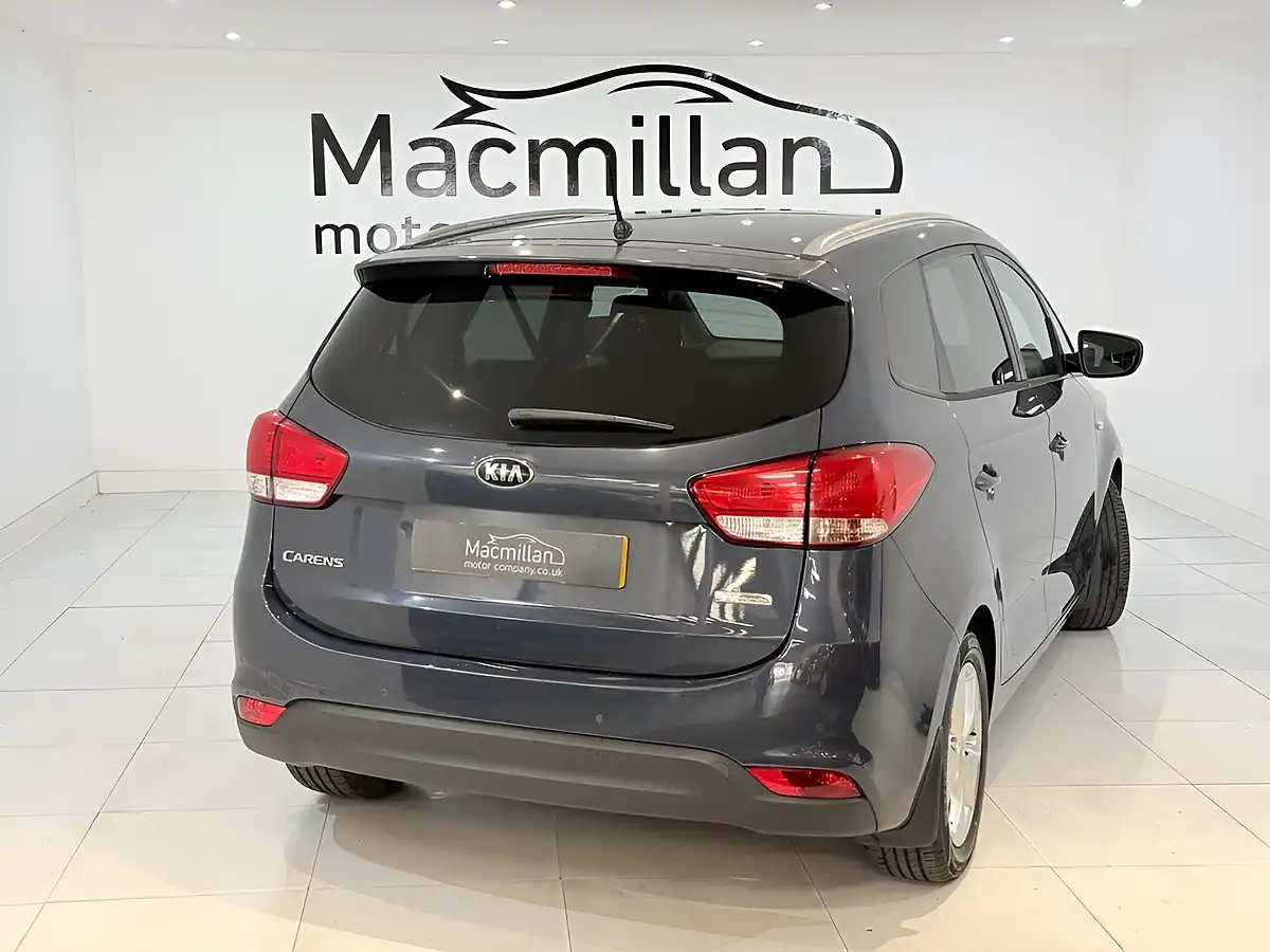 Used 2016 Kia Carens SR7 Blue - Interior and Exterior details 9