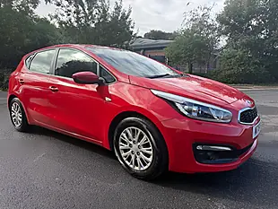 Used 2016 Kia Ceed 1 Red - Interior and Exterior details 10
