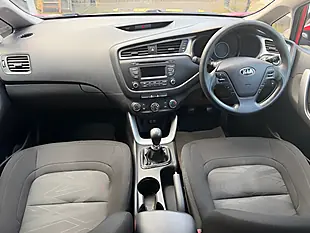 Used 2016 Kia Ceed 1 Red - Interior and Exterior details 14
