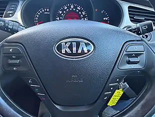 Used 2016 Kia Ceed 1 Red - Interior and Exterior details 20