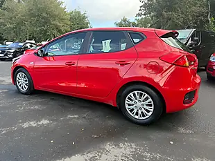 Used 2016 Kia Ceed 1 Red - Interior and Exterior details 5