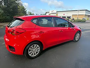Used 2016 Kia Ceed 1 Red - Interior and Exterior details 8