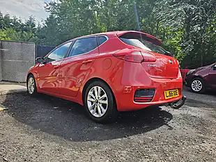 Used 2016 Kia Ceed 2 Red - Interior and Exterior details 12