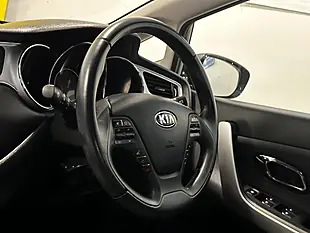 Used 2016 Kia Ceed 2 Silver - Interior and Exterior details 14