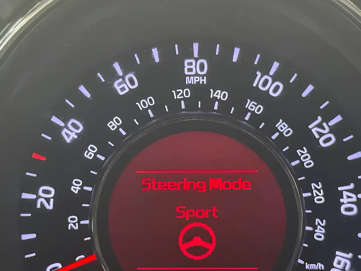 Used 2016 Kia Ceed 2 White - Interior and Exterior details 14