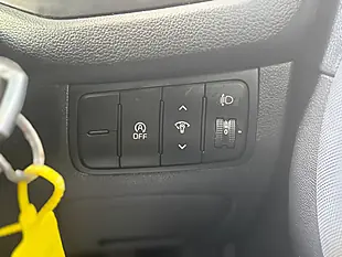Used 2016 Kia Ceed 2 White - Interior and Exterior details 15