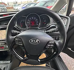 Used 2016 Kia Ceed 3 Black - Interior and Exterior details 12