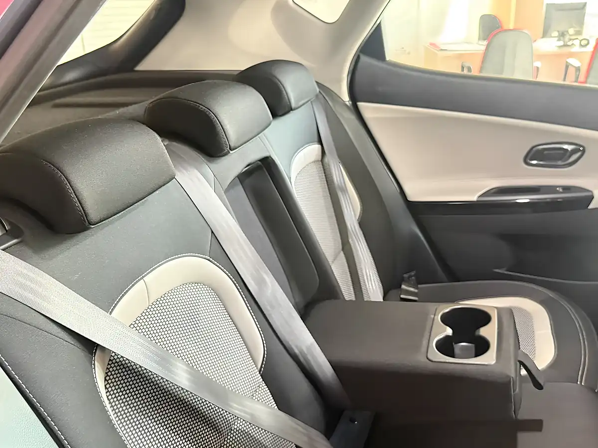 Used 2016 Kia Ceed 3 Blue - Interior and Exterior details 13