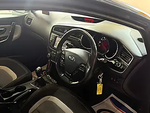 Used 2016 Kia Ceed 3 Blue - Interior and Exterior details 15