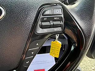 Used 2016 Kia Ceed 3 Silver - Interior and Exterior details 12