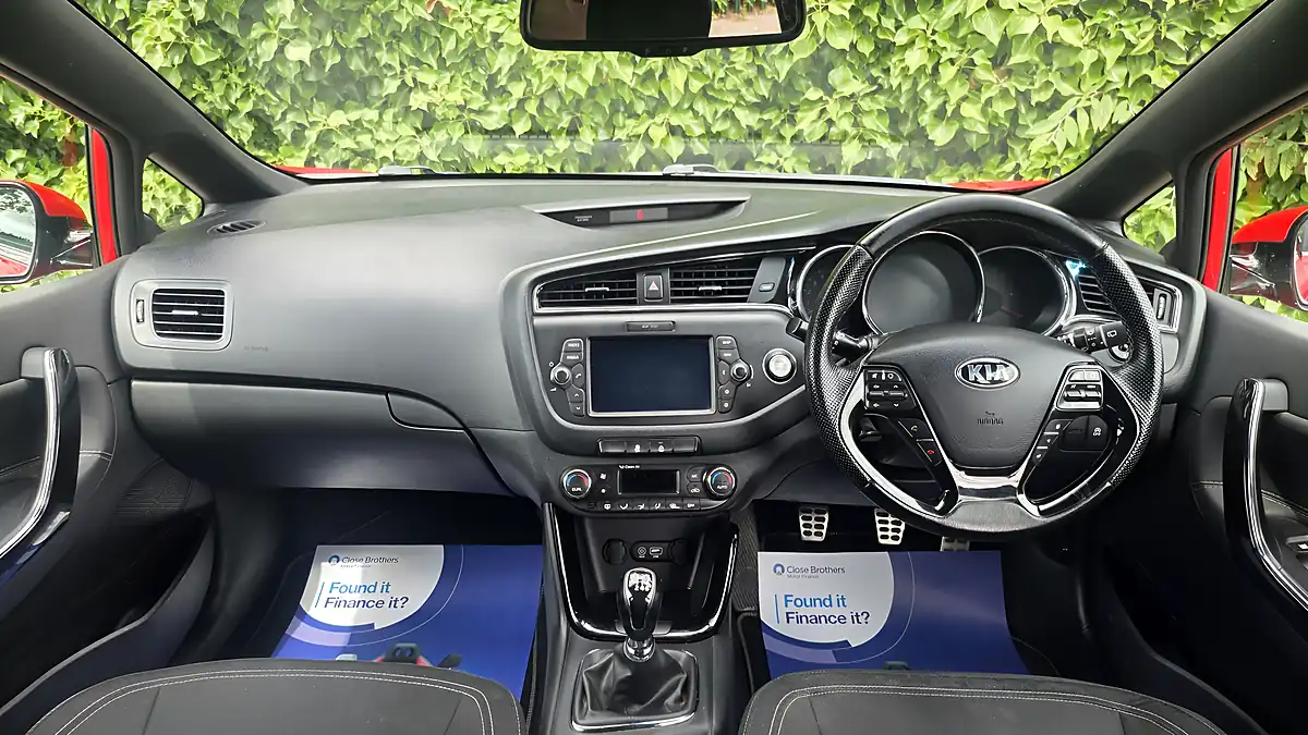 Used 2016 Kia Ceed GT-Line Puerto Red - Interior and Exterior details 12