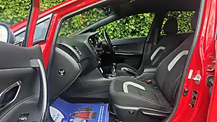 Used 2016 Kia Ceed GT-Line Puerto Red - Interior and Exterior details 16