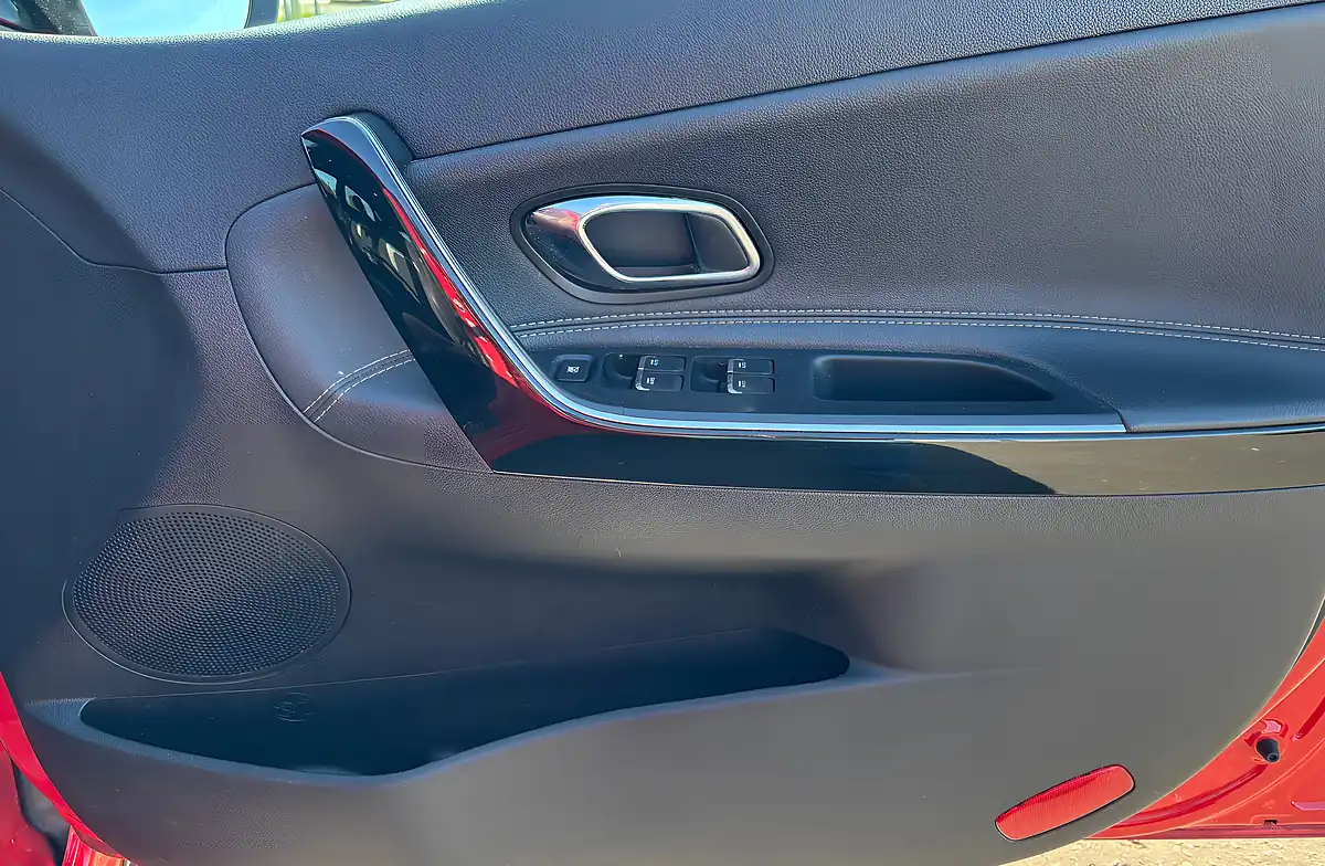 Used 2016 Kia Ceed GT-Line Red - Interior and Exterior details 17