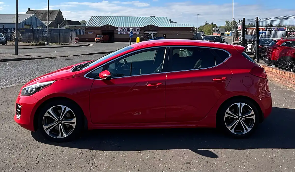 Used 2016 Kia Ceed GT-Line Red - Interior and Exterior details 4