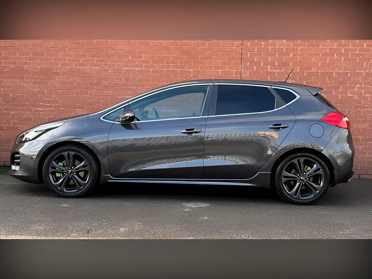 Used 2016 Kia Ceed GT-Line Silver - Interior and Exterior details 7