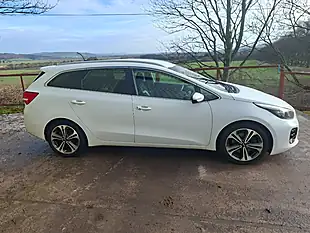 Used 2016 Kia Ceed GT-Line Sportswagon White - Interior and Exterior details 4